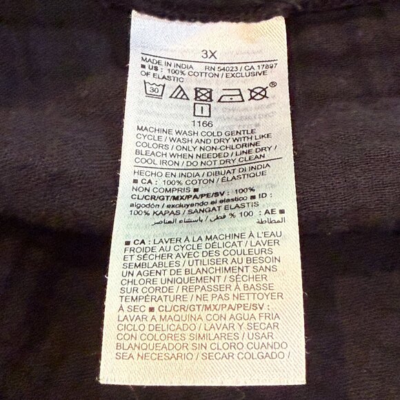 3X Old Navy Shirt - Black, Cropped - Picture 5 of 7